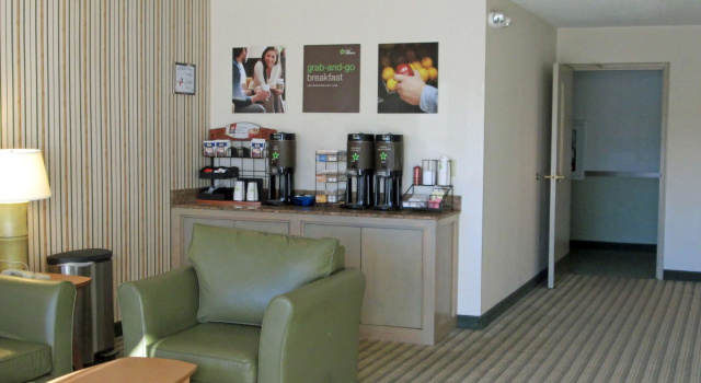 Extended Stay America - Dallas - Plano Parkway - Medical Center, Забронировать Отель Отели Dallas - Fort Worth Metropolitan Area с парковкой, Парковка