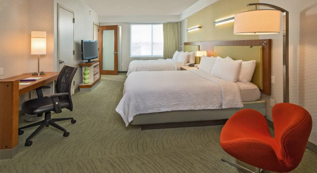 SpringHill Suites New York LaGuardia Airport, Rezervovat Hotel Queens New York