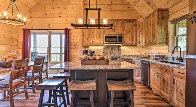 Spacious Mountain Retreat w/ Hot Tub + Views!