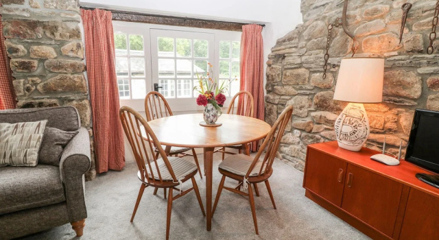 Treverbyn Smithy, Book Feriehus Liskeard Cornwall