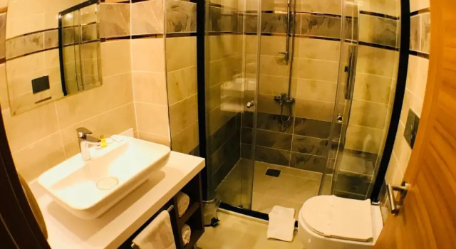 Люкс Deluxe Garden Zara Hotel