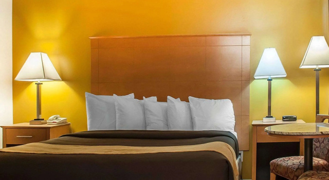 Двухместный номер Standard Econo Lodge at the Falls North