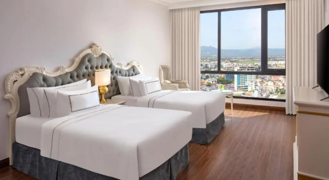 Номер Deluxe с видом на город Melia Vinpearl Quang Binh