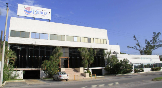 Hotel Debliz, Забронировать Отель Отели Кампече с бассейном, Бассейн