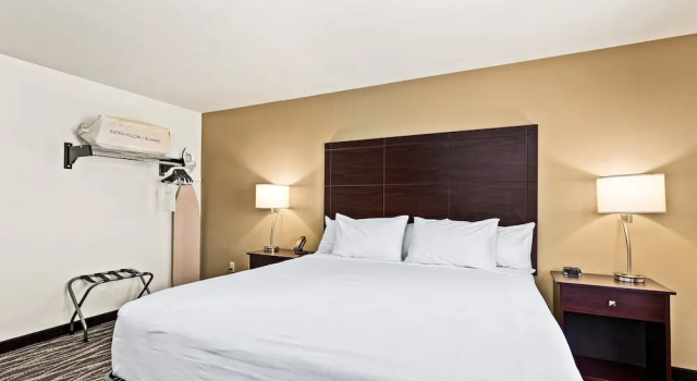 Двухместный люкс Cobblestone Hotel & Suites - Superior Duluth