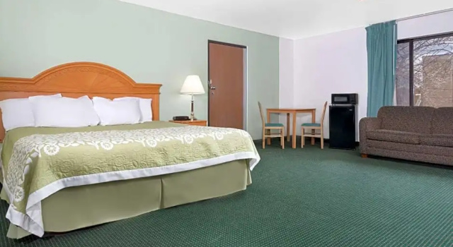 Люкс Days Inn by Wyndham St Cloud