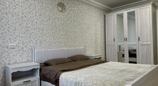 Apartments on Vokzalnaya Street