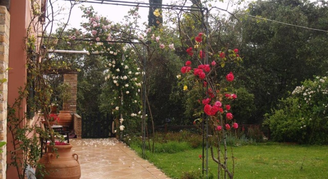 Коттедж Villa Kardami -country house
