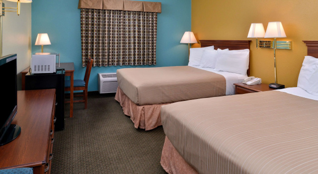 Четырёхместный номер Standard Americas Best Value Inn - Seymour