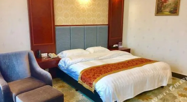 Tian Tian Fu Yuan Hotel, Забронировать Отель Дунгуань Дунгуань