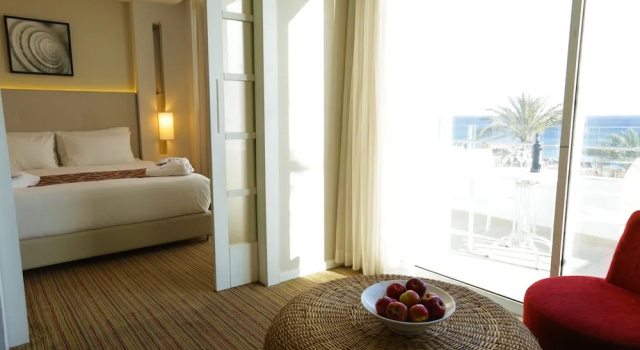 Люкс с балконом и с видом на море Astral Maris Hotel