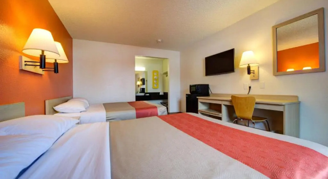 Четырёхместный номер Standard Motel 6-Seattle, WA - Airport