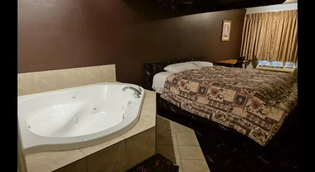 Двухместный люкс General Bragg Inn & Suites Chickamauga