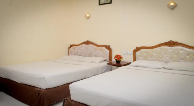 Uni Beach Hotel