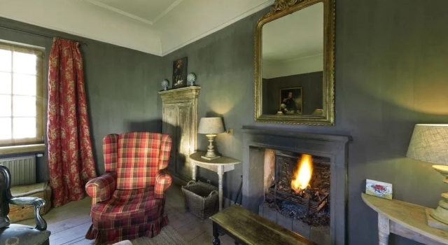 B&B Kasteelhoeve de Kerckhem, Забронировать Отель «постель и завтрак» Wijer Haspengouw