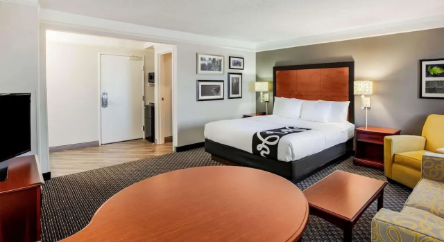 Двухместный люкс La Quinta by Wyndham Houston Baytown East