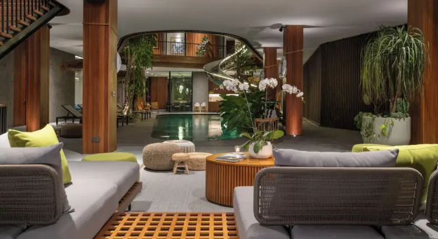 Akashi Residence, Забронировать Вилла Отели Переренан с парковкой, Парковка