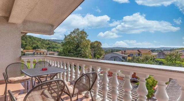 Четырёхместный номер Standard с балконом Apartments and Rooms Lago Rupa