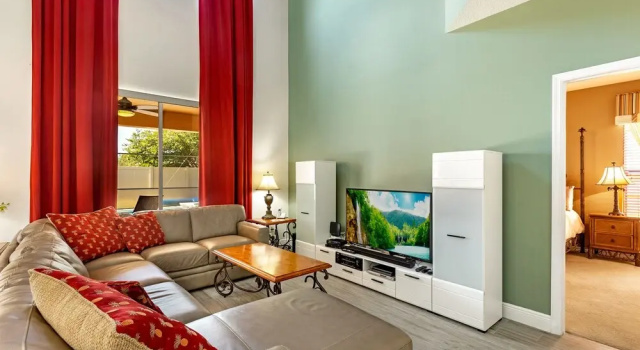 South Facing Pool, Spa & Games Room, Забронировать Курортный отель Фор Корнерз штат Флорида