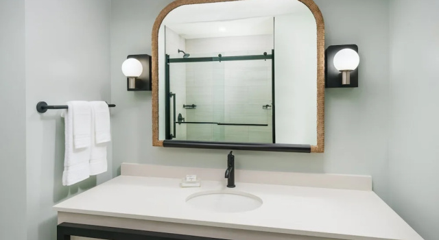 Номер Standard с балконом и с видом на закат Holiday Inn Resort Lumina on Wrightsville Beach by IHG