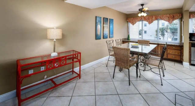 Апартаменты Seaspray Condos 214C
