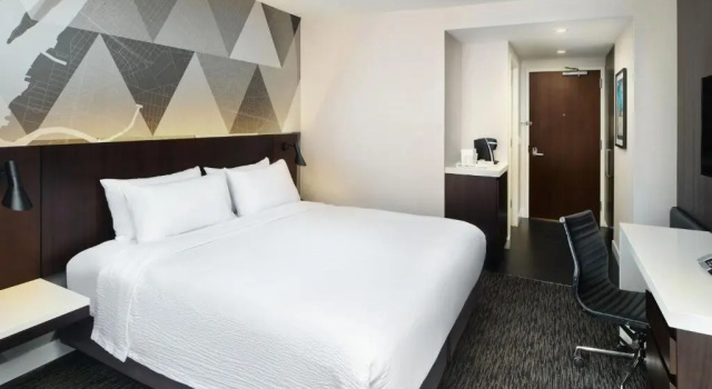 Номер Standard Courtyard by Marriott Long Island City/New York Manhattan View