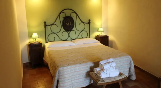 Agriturismo Castello di Saltemnano, Boek Hotel Monteroni d'Arbia 