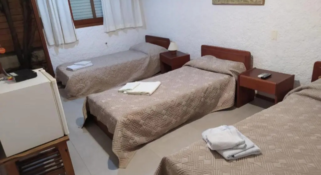 Трёхместный номер Standard Hotel Yeruti