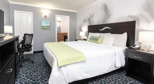Номер Standard Comfort Inn Near the Sunset Strip