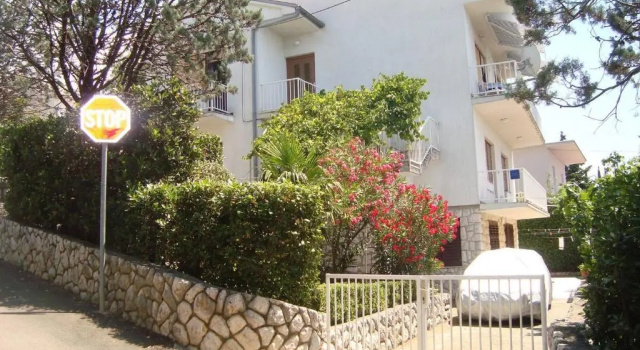 Appartamento con vista mare Apartments Simona