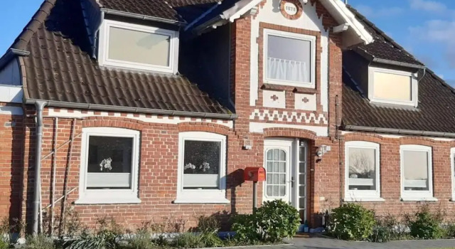 Old Pilot's House, Забронировать Дом для отпуска Stapel земля Шлезвиг-Гольштейн