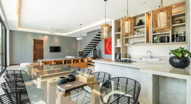 Niko 2 R New Villa Close to Finns Beach Club, Varaa Villa Tibubeneng Bali