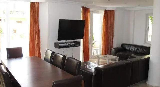 Villa CRL5 by JoyLettings, Забронировать Вилла Отели Фетхие с бассейном, Бассейн