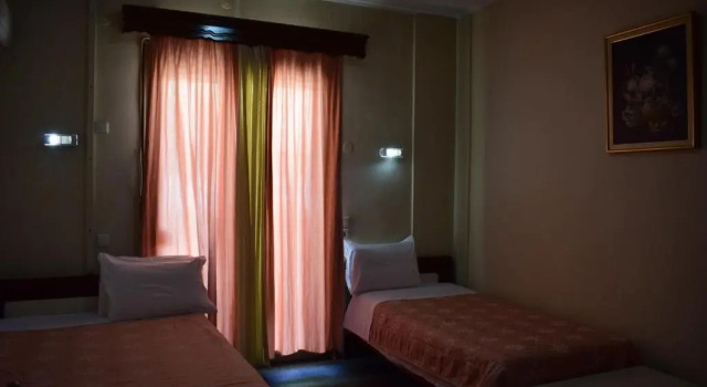 Hotel Hellinis