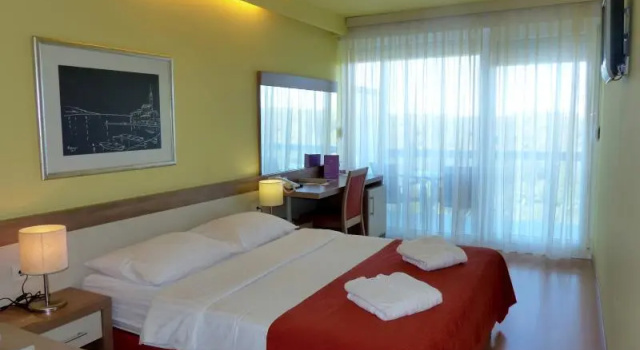 Двухместный номер Superior с балконом Hotel Aurora