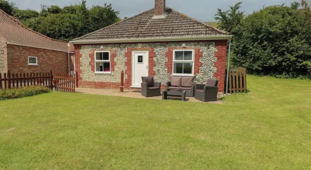 Коттедж Flint Cottage