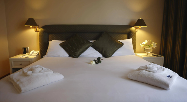 Suites del Bosque Hotel