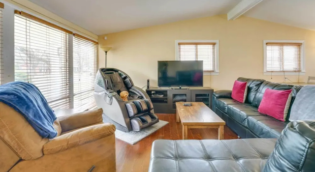 Коттедж Bright Ann Arbor Home w/ Yard, 3 Mi to U of M