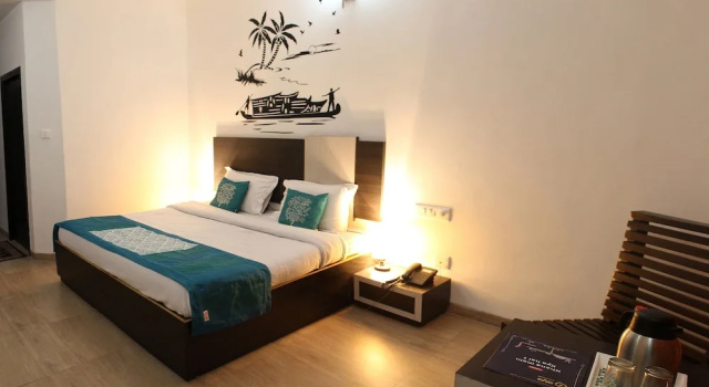 Номер Deluxe с балконом Hotel Vatika - the riverside resort