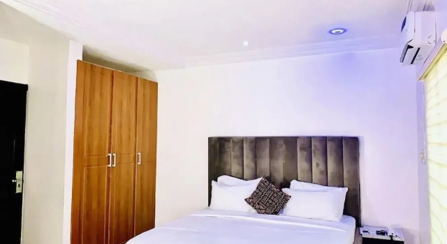 Vintage Classic Suites