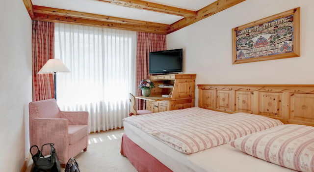 Одноместный номер Standard Crystal Hotel superior