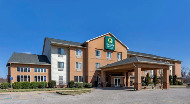 Comfort Inn & Suites, Забронировать Отель Отели Индиана с парковкой, Парковка
