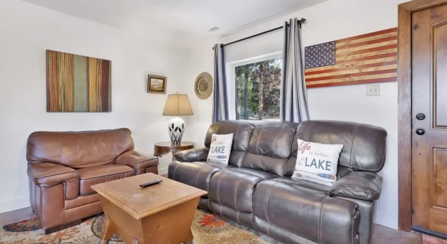 2155-big Paws Cabin 2 Bedroom Cottage by Redawning, Book Feriehus Big Bear Lake 