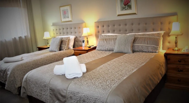Четырёхместный номер Deluxe Cotswold Gardens