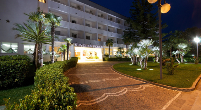 Hotel Le Palme, Забронировать Отель Отели Пестум с бассейном, Бассейн