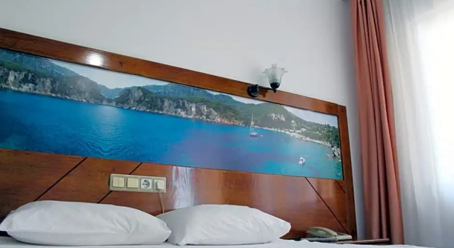 Трёхместный номер Standard Semoris Hotel