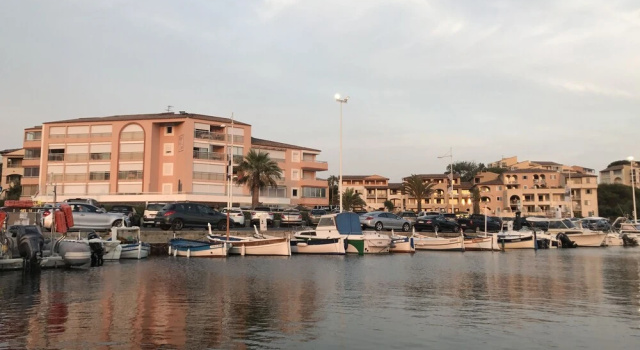 Boost Your Immo Coudoulière Port Héléna, Забронировать Отель Отели Var coast с бассейном, Бассейн