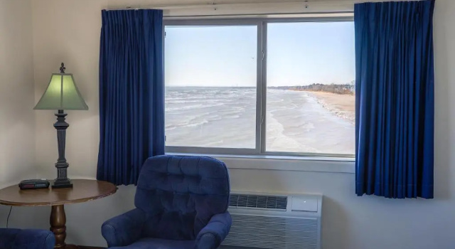 Göl manzaralı Lüks çift kişilik oda Lighthouse Inn