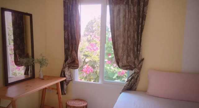 Двухместный номер Deluxe с балконом Thorfun Guesthouse in the Garden