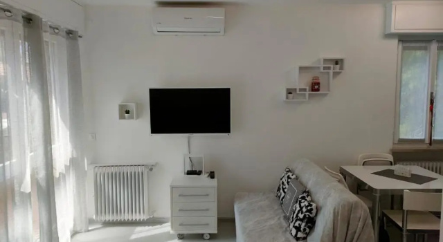 Appartamento Mirabell, FRONTE SPIAGGIA, VISTA MARE CON PARCHEGGIO, Забронировать Апартаменты/квартира Градо-Пинета 